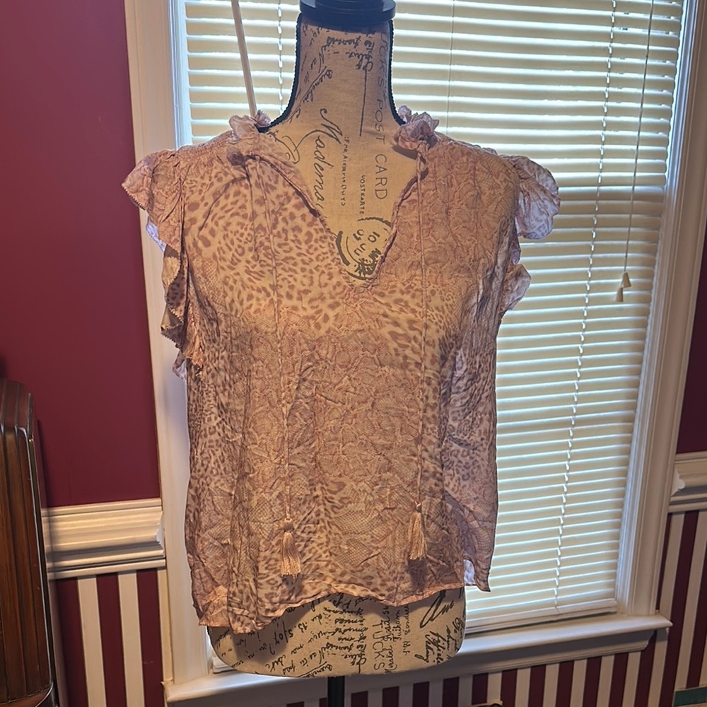 Women's Pink Leopard Print Top